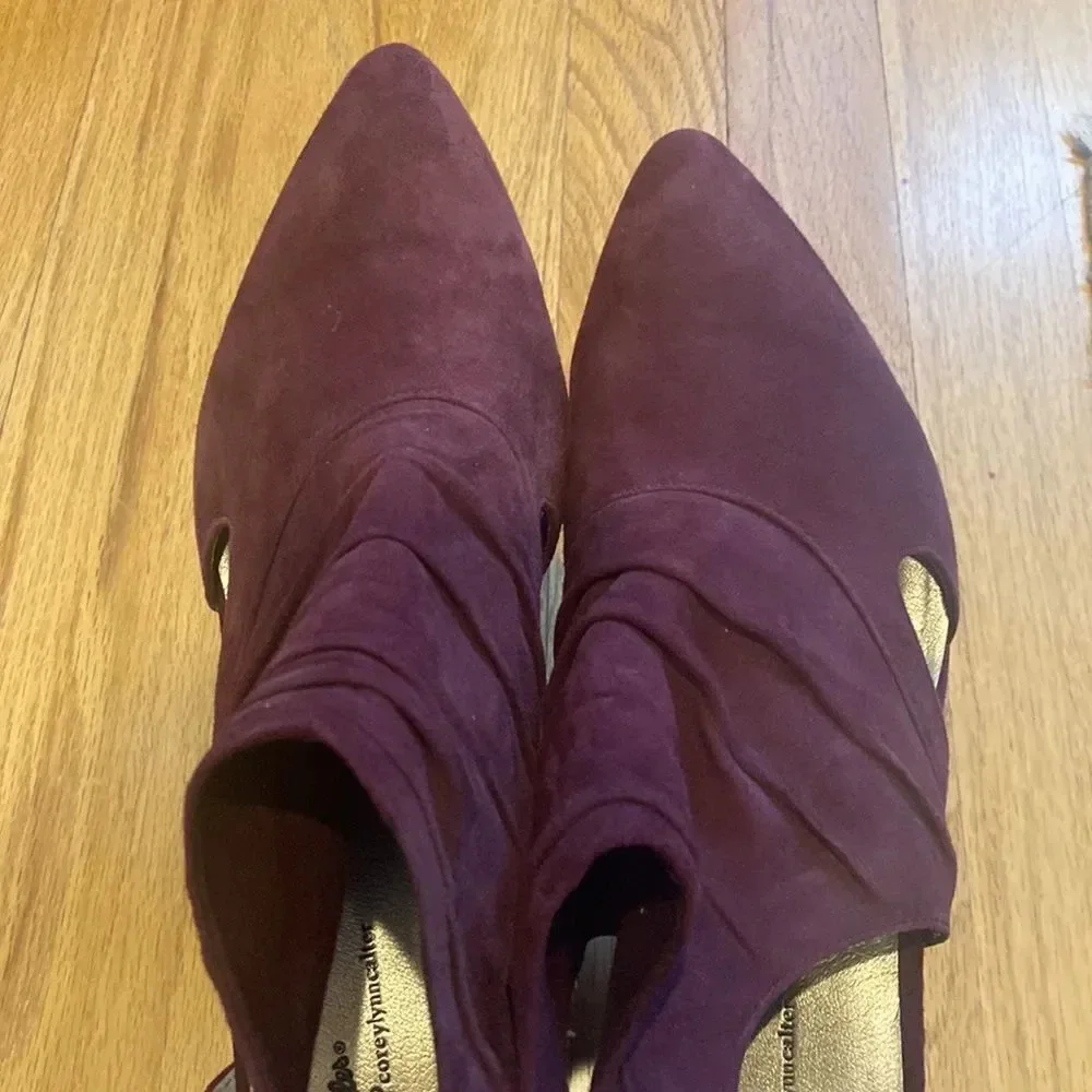 Seychelles x Corey Lynn Calter collab burgundy heels pointed, open areas sz 10